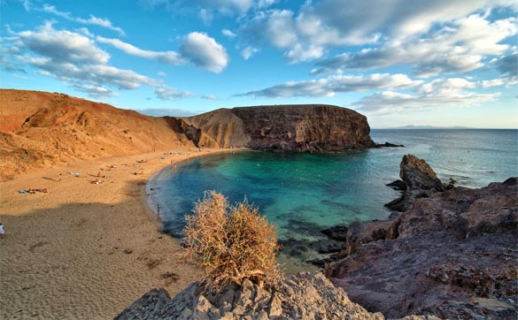 Lanzarote-natural-beach