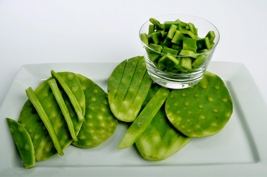 Cactus-Detox-Retreat-Cactus-on-plate